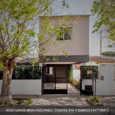 Cuarto exclusivo para huespedes con baño privado Tres Arroyos Exterior foto